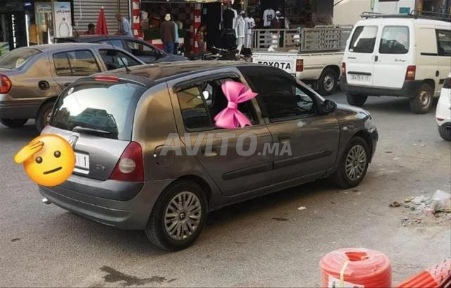 Renault Clio Essence Manuelle 2003