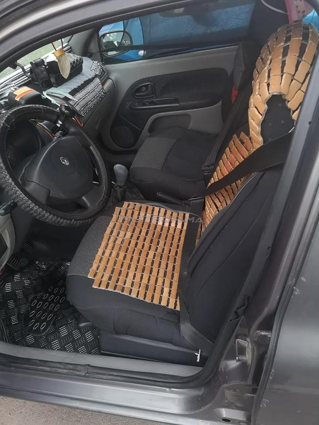 Renault Clio Essence Manuelle 2003