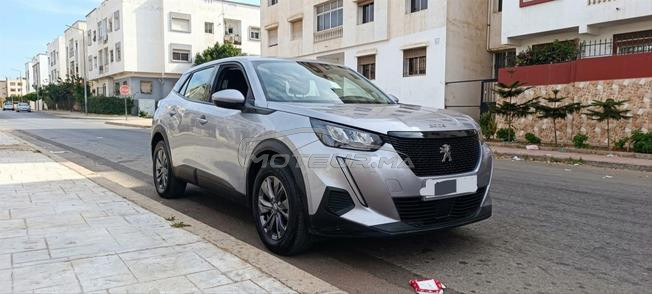 peugeot 2008 modèle Fin 2020 manuel 