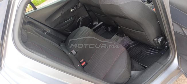peugeot 2008 modèle Fin 2020 manuel 