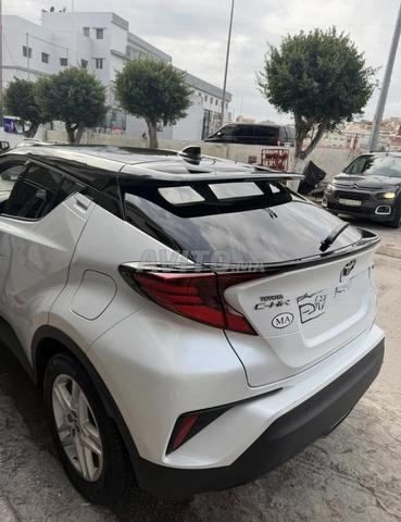 Toyota C-HR Hybride - 2