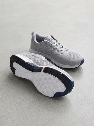Chaussures de sport élégantes et modernes, disponibles dans toutes les tailles - 2
