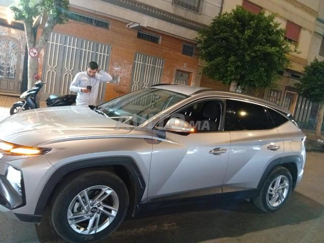 Hyundai Tucson modèle 2025 en excellent état à vendre.
