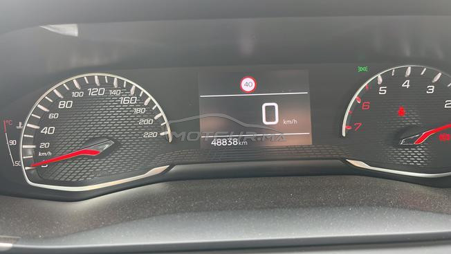Peugeot 208 Essence Manuelle 2024 à Rabat