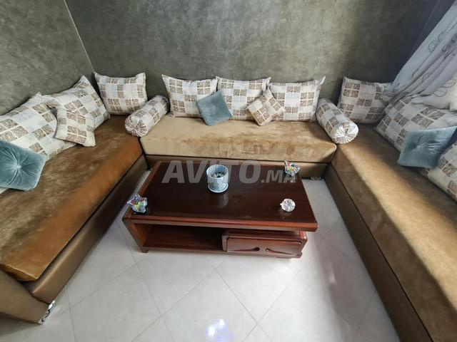 Salon complet moderne 3 banquettes table rideaux - 2