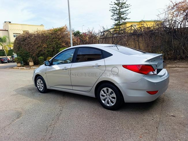 Hyundai accent 2015