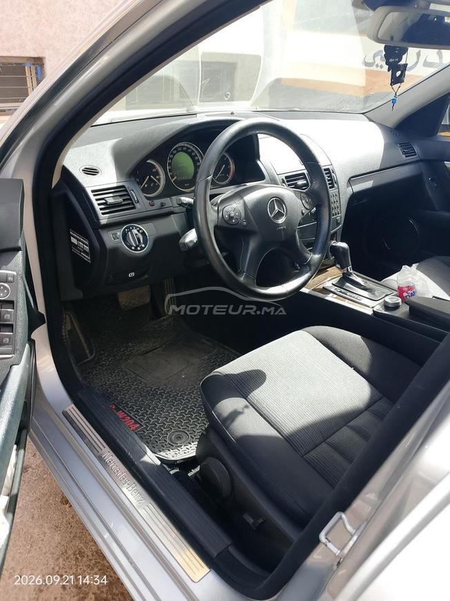 Mercedes-Benz 220 Diesel Automatique 2007 à Fès