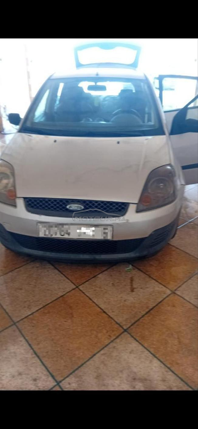 Ford Fiesta Essence Manuelle 2008 à Bouznika