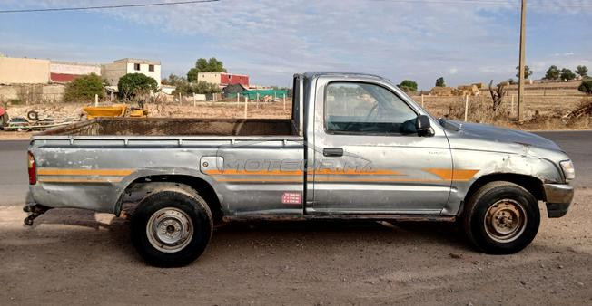 toyota hilux modèle 2001 premier man 