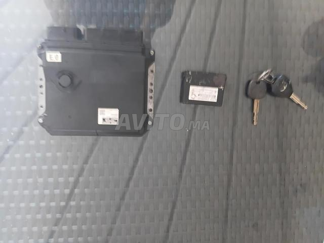 طقم تشغيل تويوتا ECU مانع الحركة مفتاحان