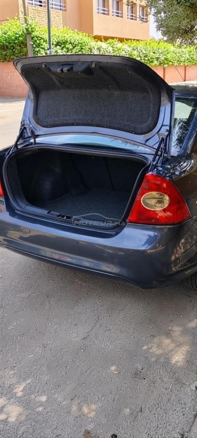 FORD FOCUS 2 GHIA 1.8 TDCi DIESEL — PREMIÈRE MAIN