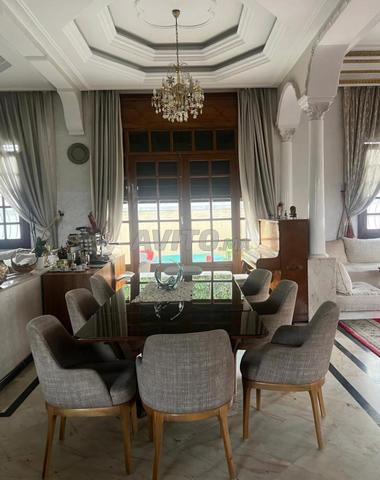 À louer - Villa de 600m² en plein Laymoune