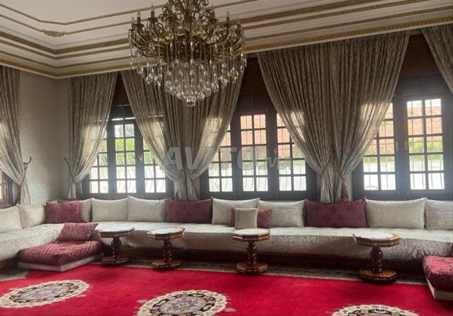 À louer - Villa de 600m² en plein Laymoune