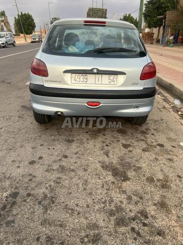 Voiture Peugeot 206 - 2