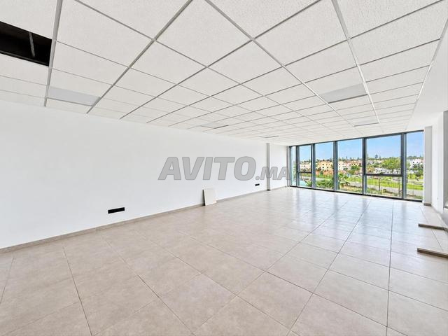 PLATEAU DE BUREAU NEUF 73M OASIS - 2