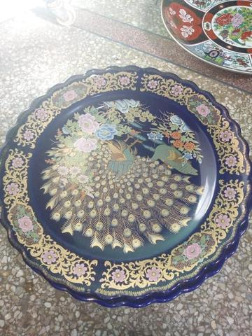 Assiettes en terre cuite authentique âgées de plus de 50 ans - 2