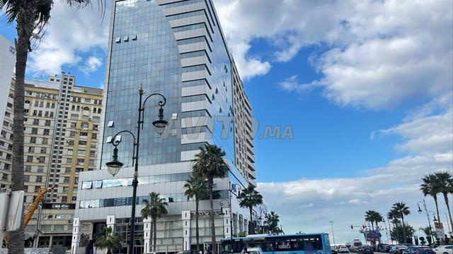 شقة فاخرة جداً للإيجار أمام فندق هيلتون مالاباطا - 2