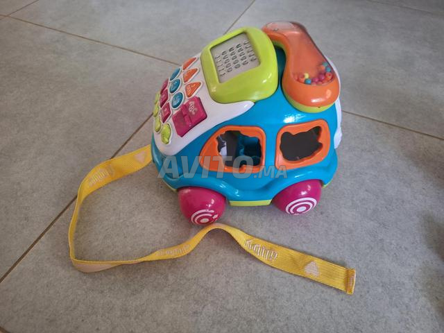 Voiture téléphone Auby