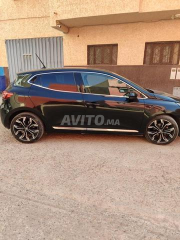 Clio 5 toutes options - 2