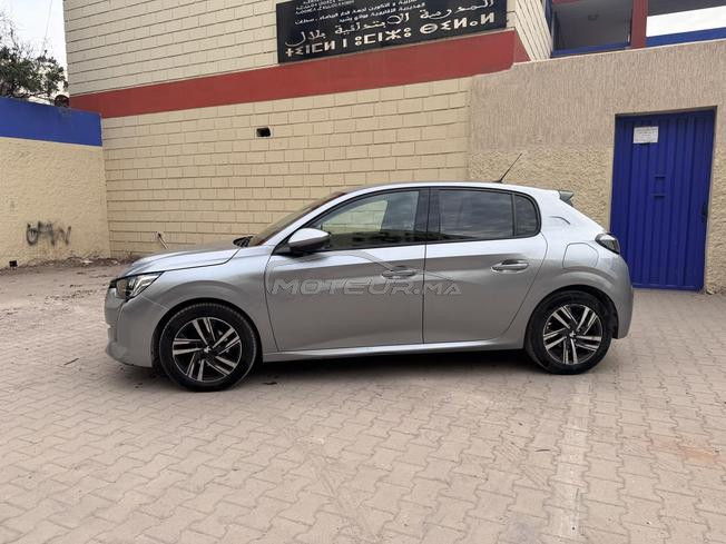 Peugeot 208 toute option 2020 à Casablanca