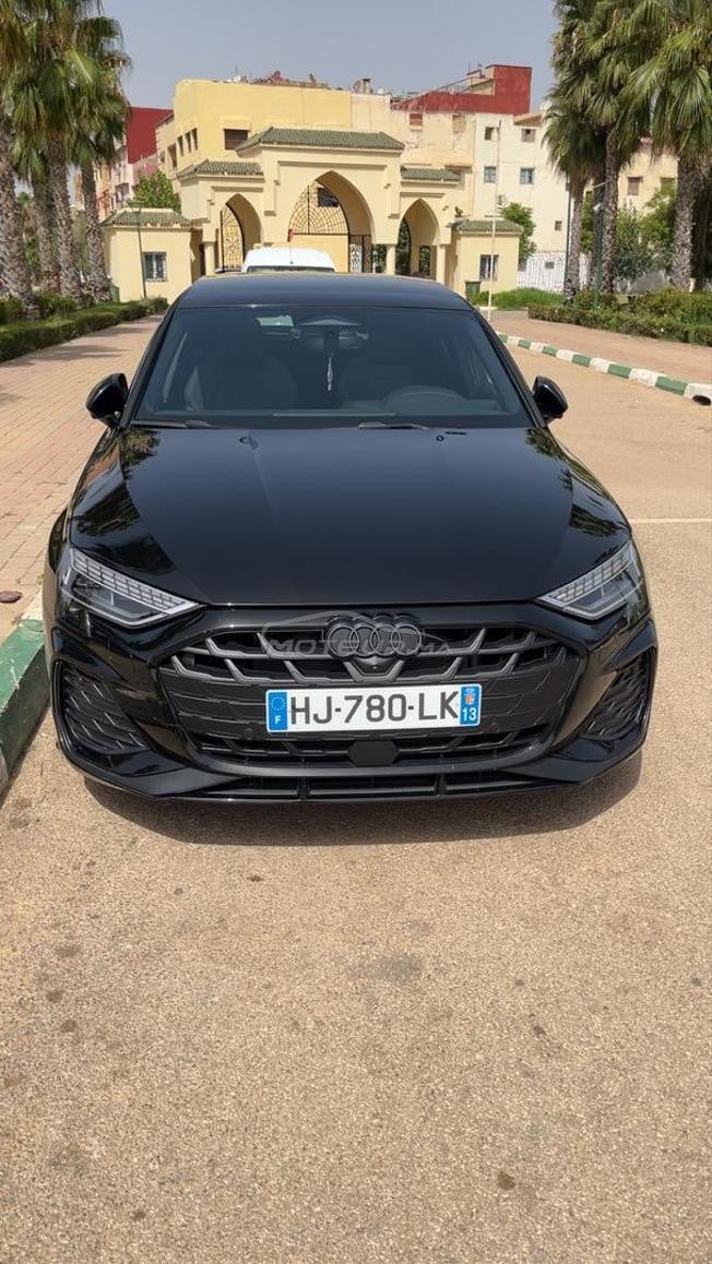 Audi a 3 full black tout option sline
