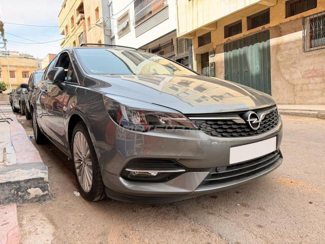 Opel Astra Diesel Automatique 2020 à Settat