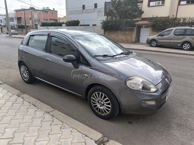 Fiat Punto Diesel Manuelle 2015 à Salé