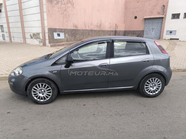 Fiat Punto Diesel Manuelle 2015 à Salé