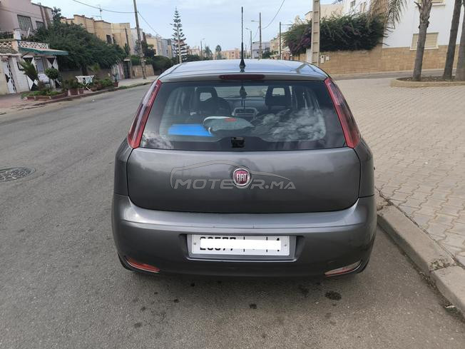 Fiat Punto Diesel Manuelle 2015 à Salé