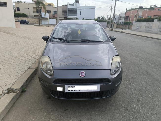 Fiat Punto Diesel Manuelle 2015 à Salé