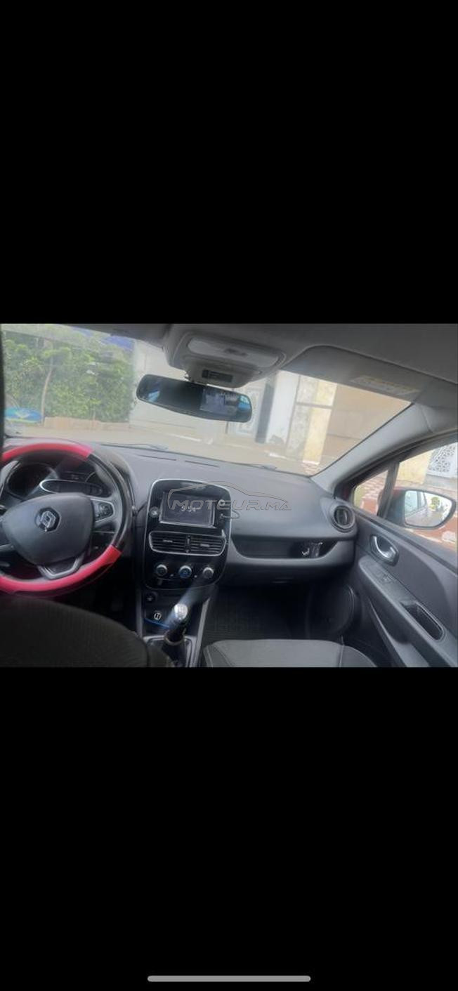 voiture Renault clio 4 