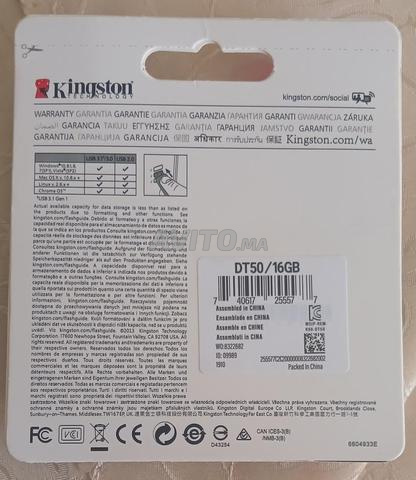 Clé USB Kingston 16GO - 2