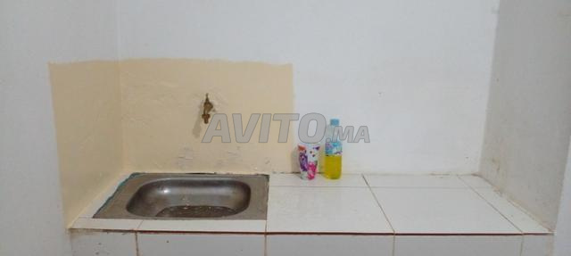 Studio sur rue principale - 2