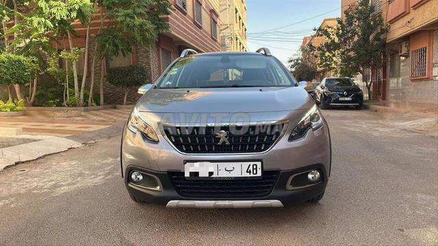Voiture Peugeot 2008