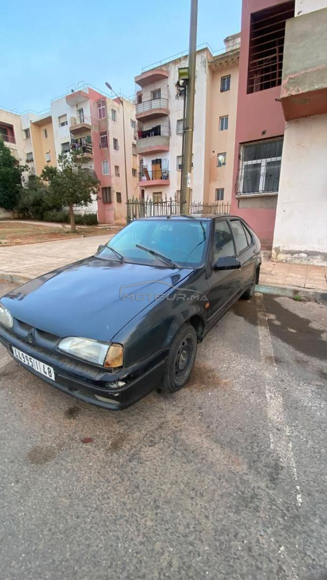 Renault R19 Essence Manuelle1994 dédouanée 2000 