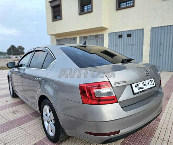 سكودا أوكتافيا ديزل يدوية 2018 في أكادير