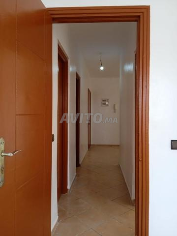 Appartement à louer mensuellement, une chambre et un salon, une seule fille recherchée - 2