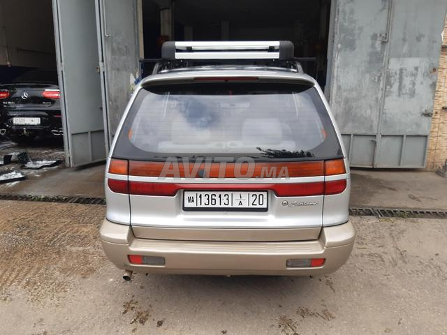 Hyundai Santamo Avenir - 2