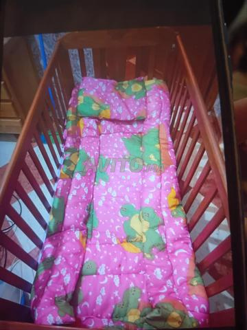 Lit bébé à vendre - 2