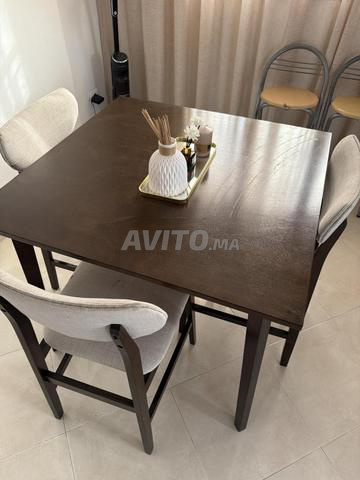 طاولة طعام مع 4 كراسي – 3000 درهم - 2