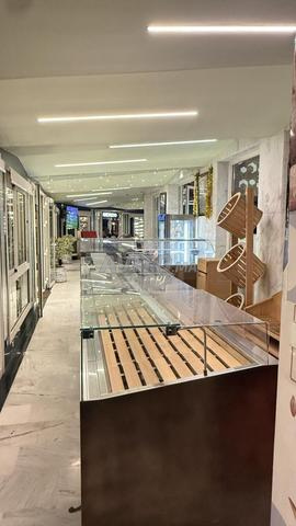 Vitrine boulangerie / pâtisserie en verre - 2