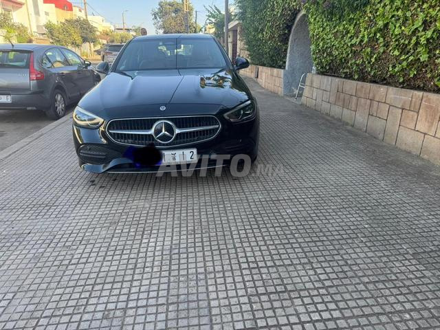 Mercedes-Benz 220 Diesel Automatique 2022 à Salé