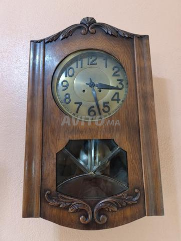 Montre mécanique, pièce de collection élégante et pure, fabriquée en Allemagne