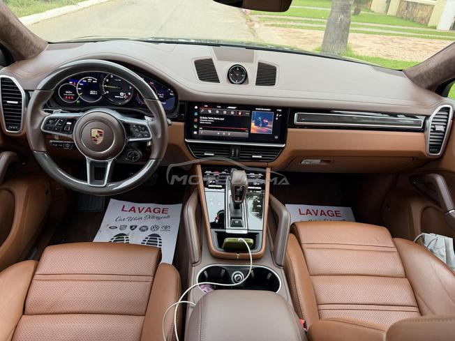 Porsche Cayenne Hybride Essence Platinum Edition 