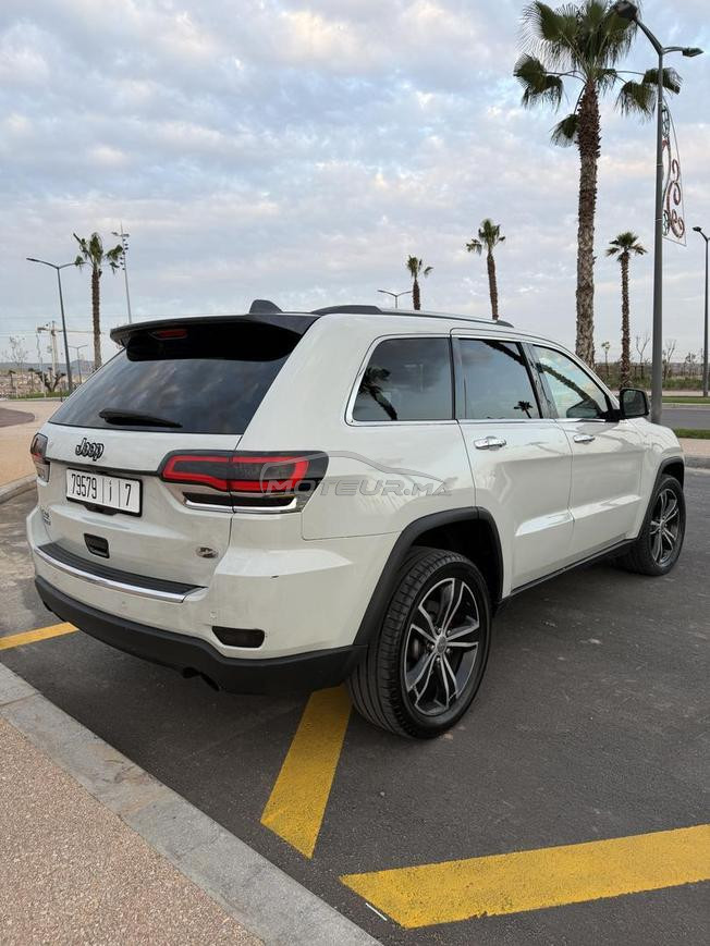 VOITURE JEEP À VENDRE 
