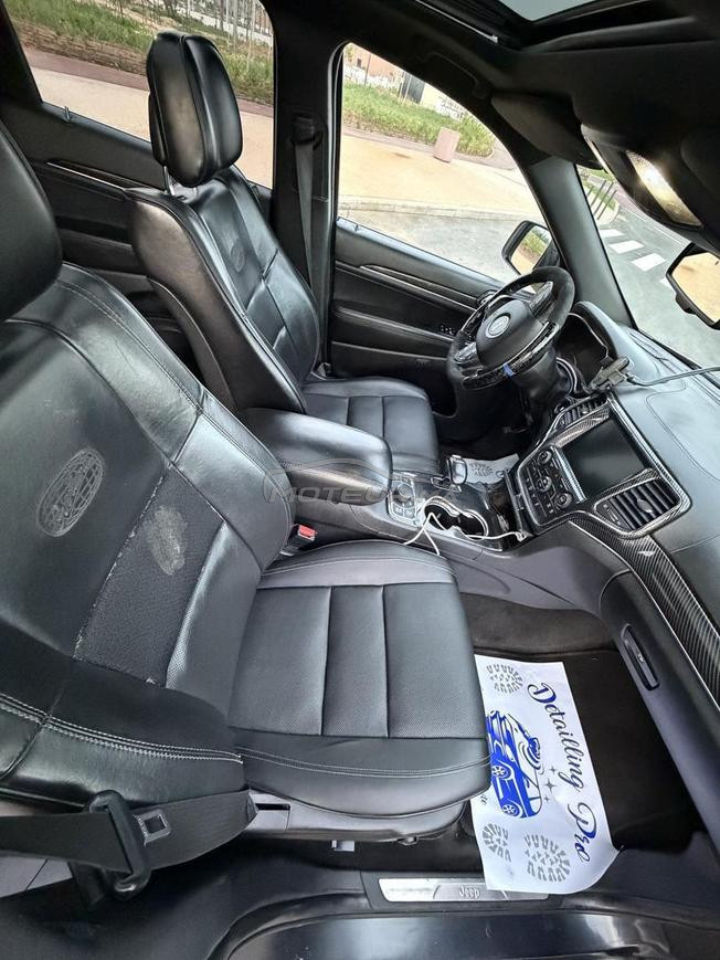 VOITURE JEEP À VENDRE 