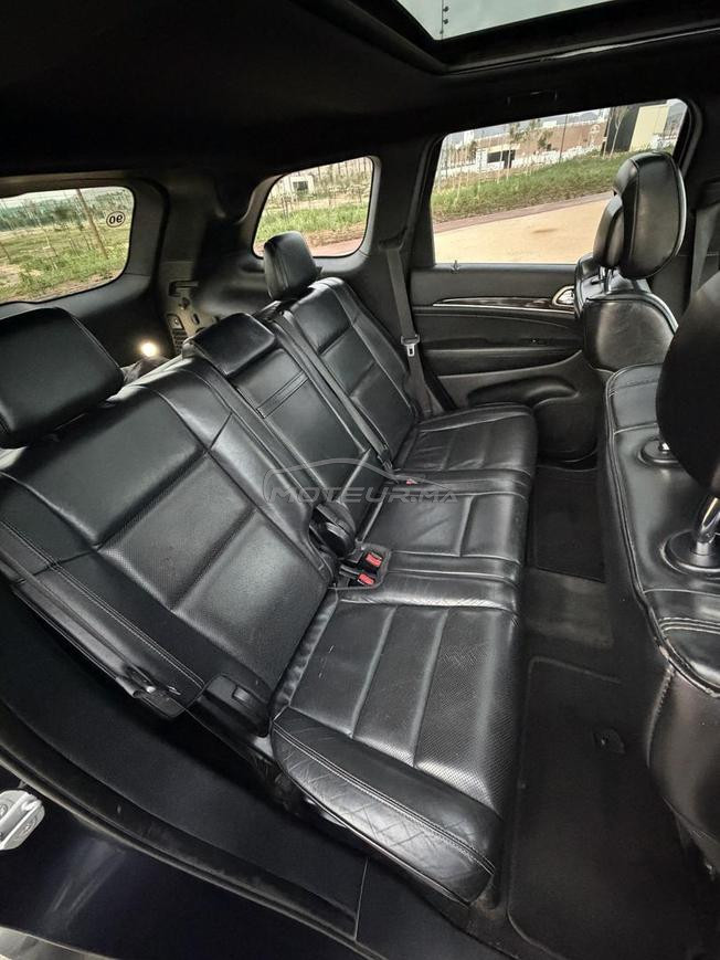 VOITURE JEEP À VENDRE 