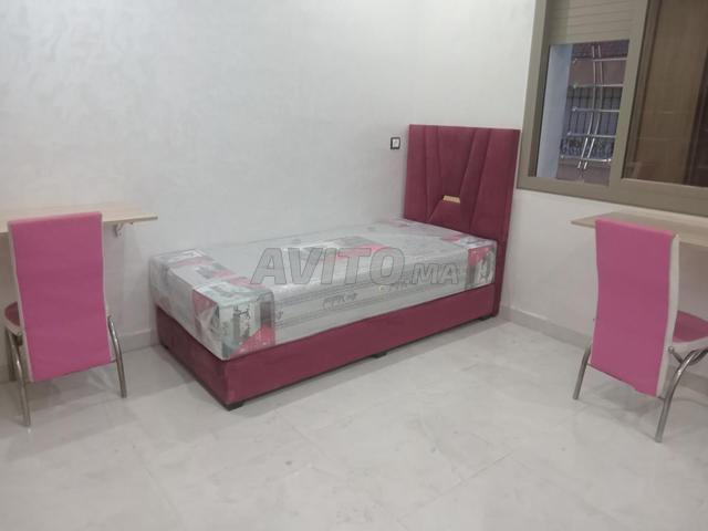 Chambre meublée pour filles étudiantes - 2