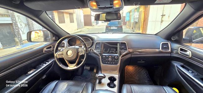 jeep grand cherokee overland 2016