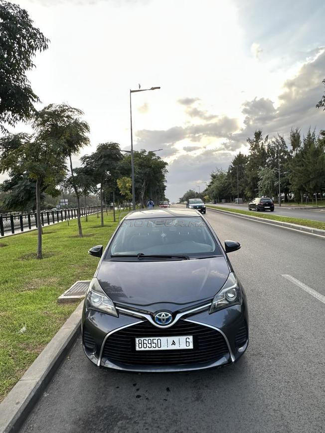     Toyota Yaris Hybrid – Très bon état 